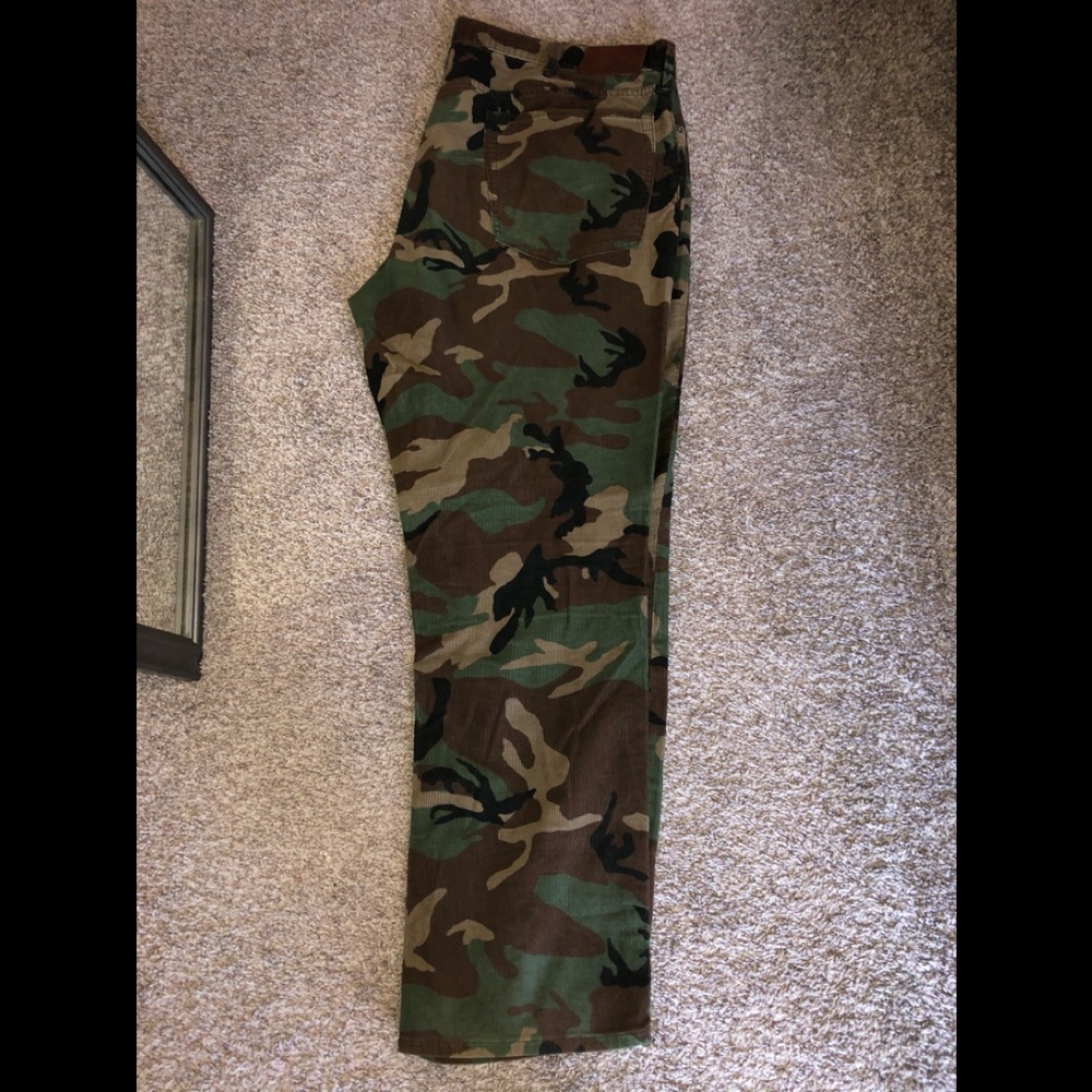 Men’s Polo Ralph Lauren Corduroy Pants in Camo